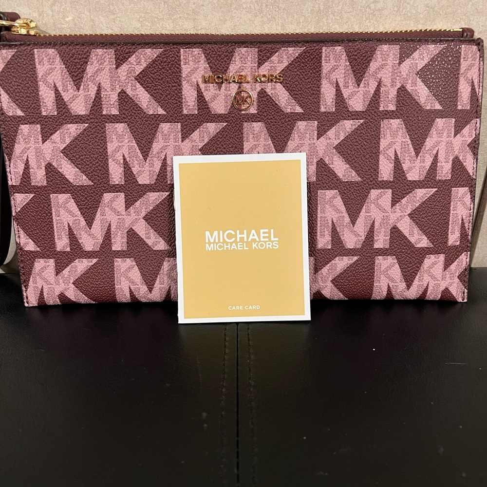NWOT MK burgundy wristlet